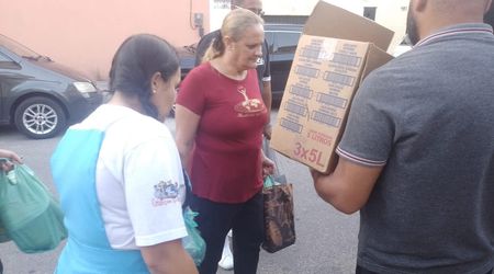 Entrega de donativos no Rio de Janeiro