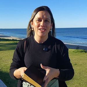 Profetiza, filha do homem!